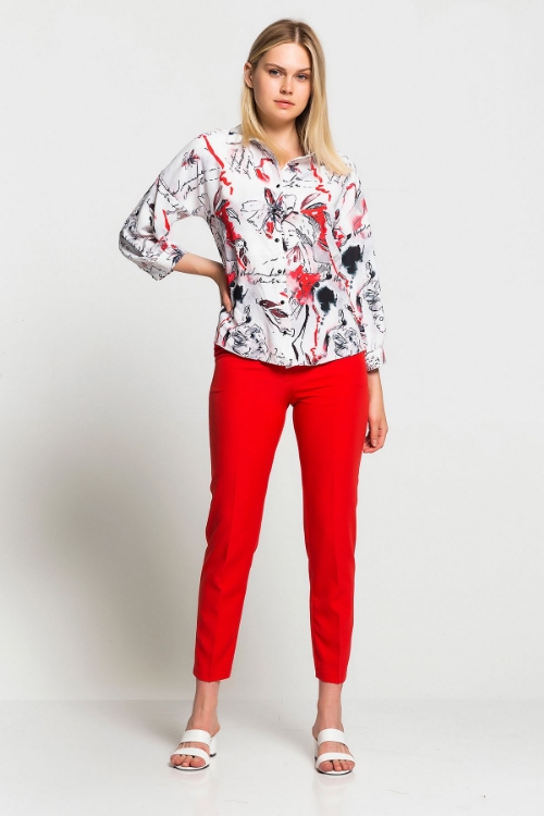 Picture of Woman Coral Patterned Shirt