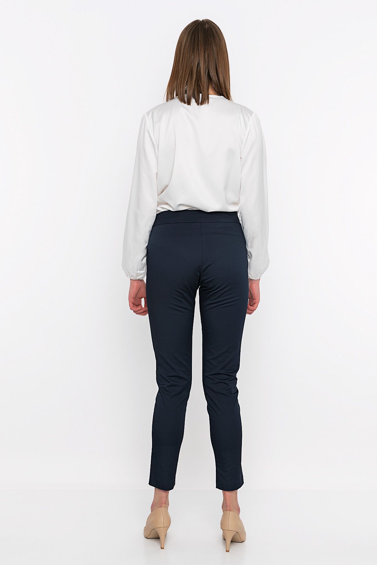 Düğme Detaylı Klasik Kesim Pantolon resmi