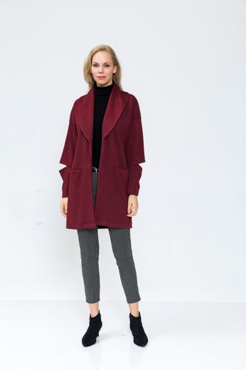 Picture of Woman Bordeux Maroon Design Cardigan