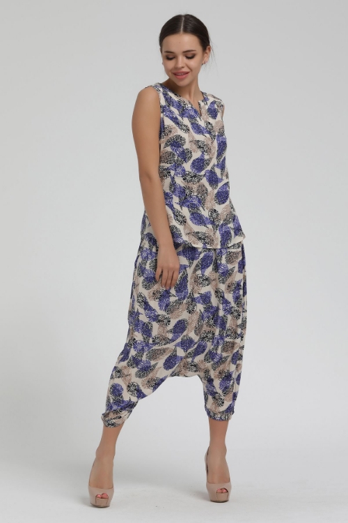 Picture of Woman Blue flower Patterned Sleevless Overall