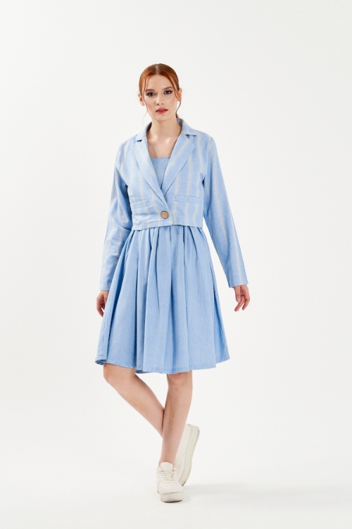 Picture of Woman Blue Crop Jacket Dress Linen Suit