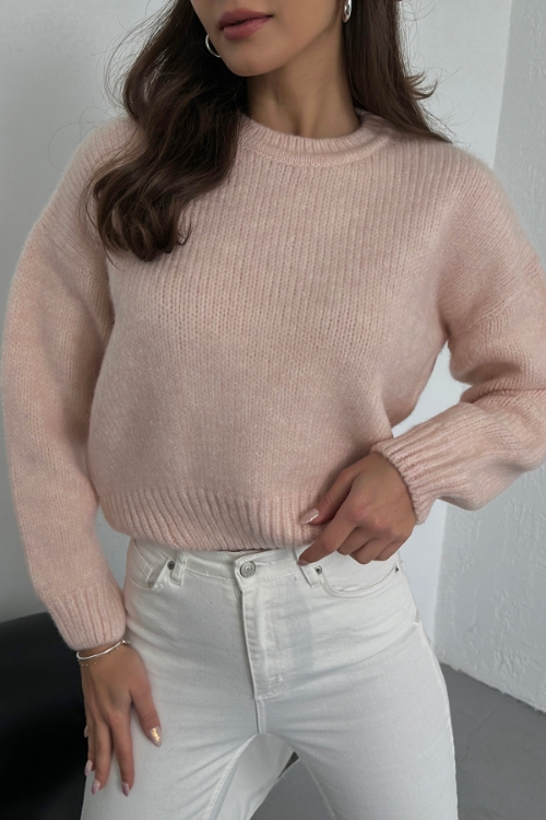 Picture of Woman Powder Yumuşak Textured Crew Neck Crop Knitwear Pullover