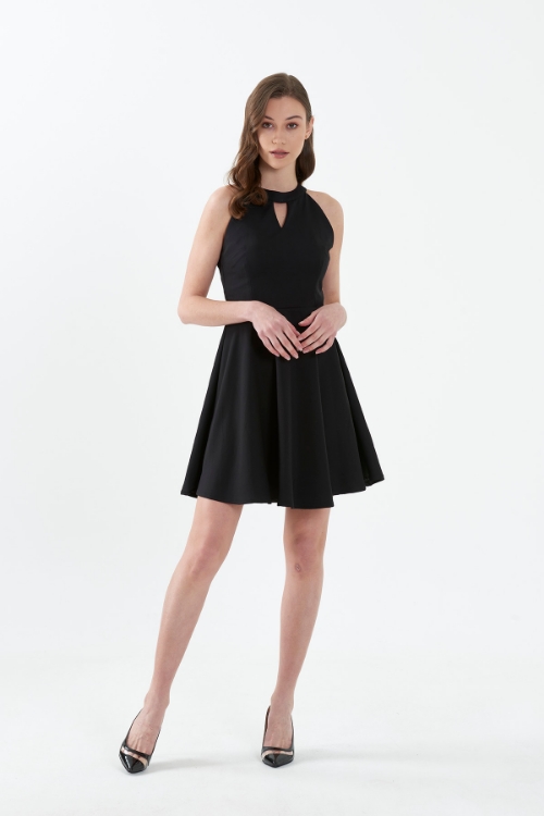 Kadın Siyah Halter Yaka Salaş Mini Elbise resmi