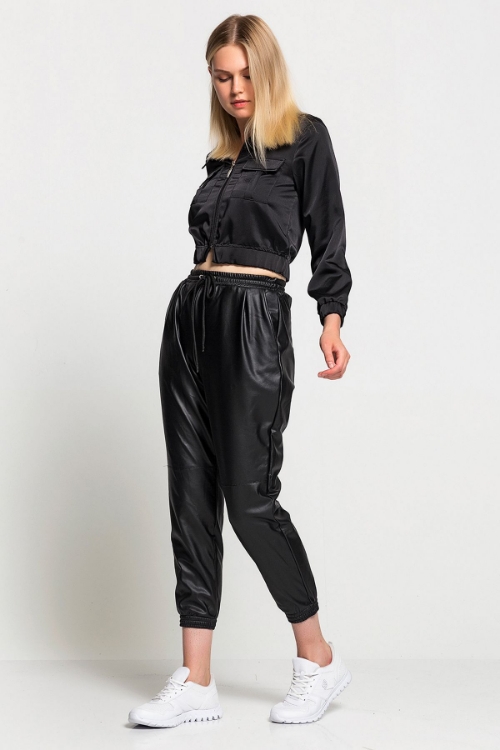 Picture of Woman Black drawstring Comfortable Cut Leather Trousers