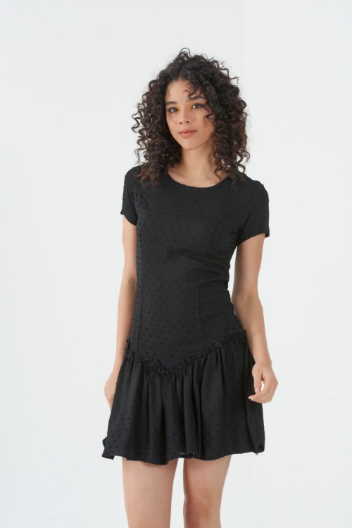 Kadın Siyah Kısa Kollu Eteği Fırfırlı Mini Elbise resmi