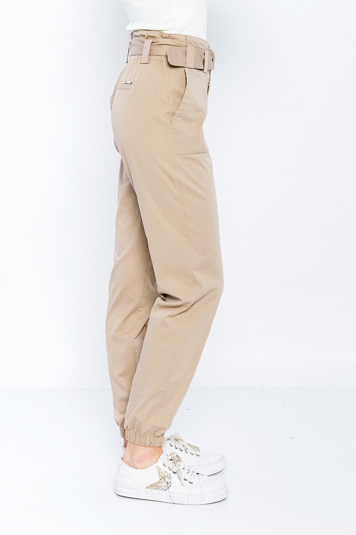 Picture of Woman Beige side with pockets Belted casual Trousers