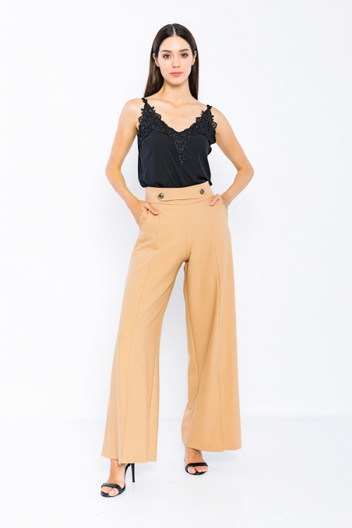 Picture of Woman Camel Loose Cut Slit Trotter Trousers