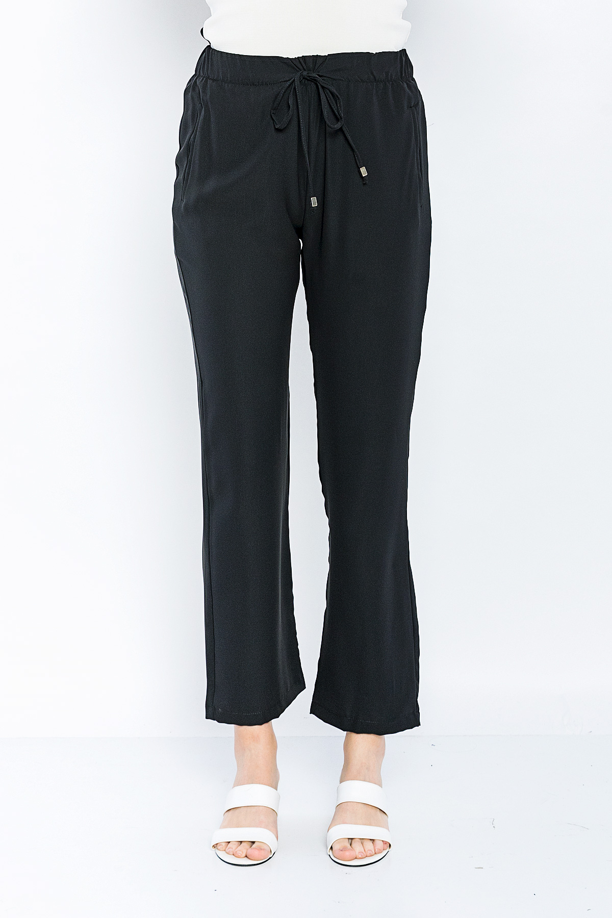 Picture of Woman Black Comfortable Cut Satin Material Trousers