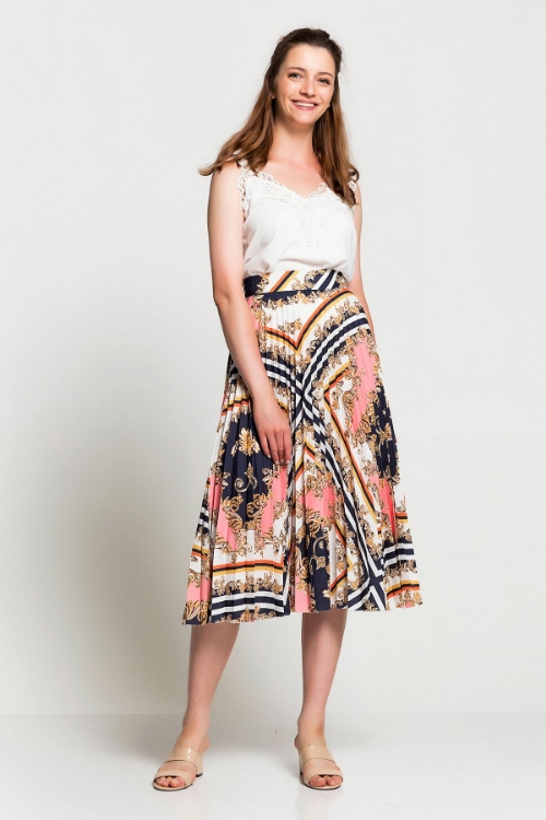 Picture of Woman Powder pleated Patterned Skirt